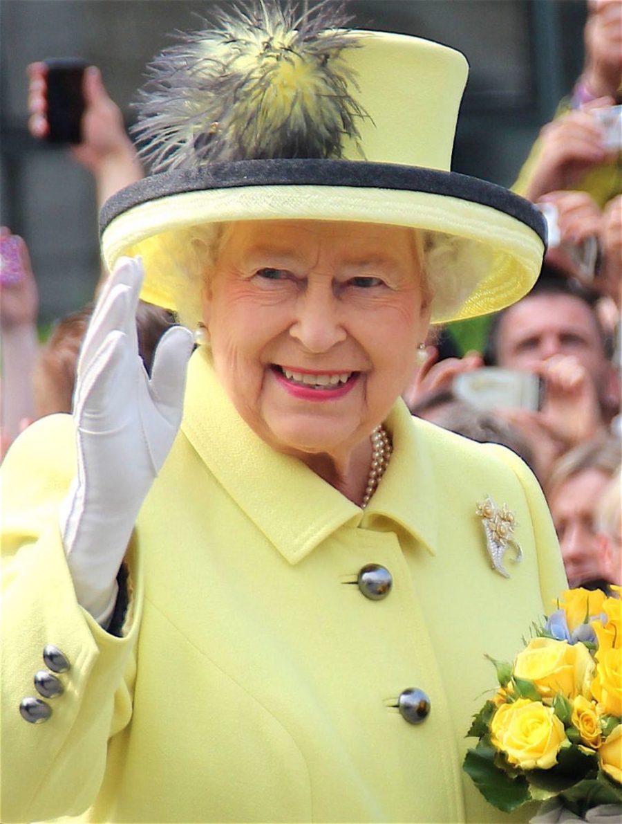 Queen Elizabeth II, The Servant Queen