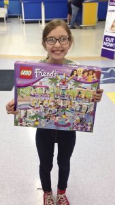 The Fair Maiden Emily is absolutely delighted to complete her Quest and find the Holy Grail in Toys R Us with the help of Sir Kyle, The elusive Lego Friends Mall