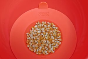 Joseph Joseph M-Cuisine Popcorn Maker max fill level indicator inside popcorn container